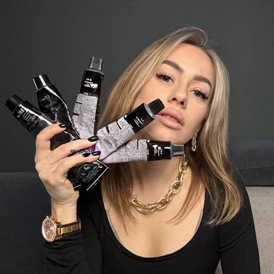 Александра Хоффман