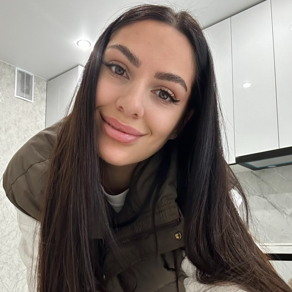 Александра Гарцева