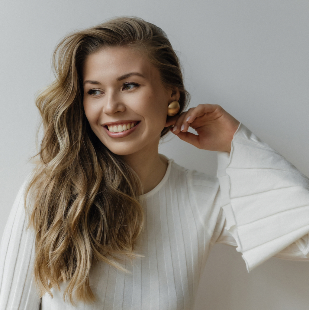 Алина Гусманова